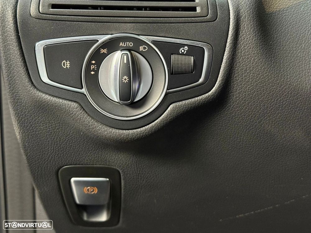Mercedes-Benz GLC 300 de 4Matic - 12