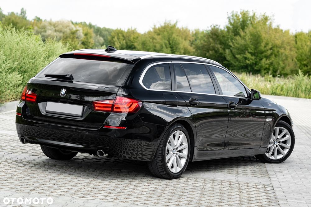 BMW Seria 5 535d xDrive Sport-Aut - 11