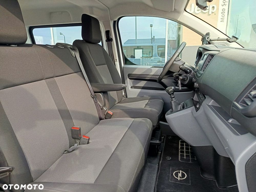 Opel Vivaro - 11