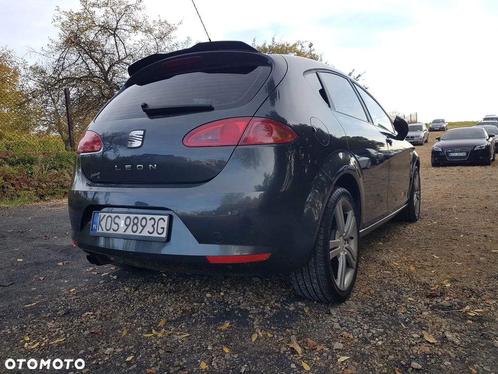 Seat Leon 2.0 TDI DPF Sport - 3
