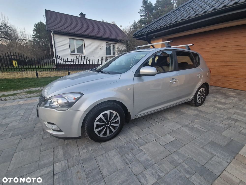 Kia Ceed 1.6 Crdi M - 4