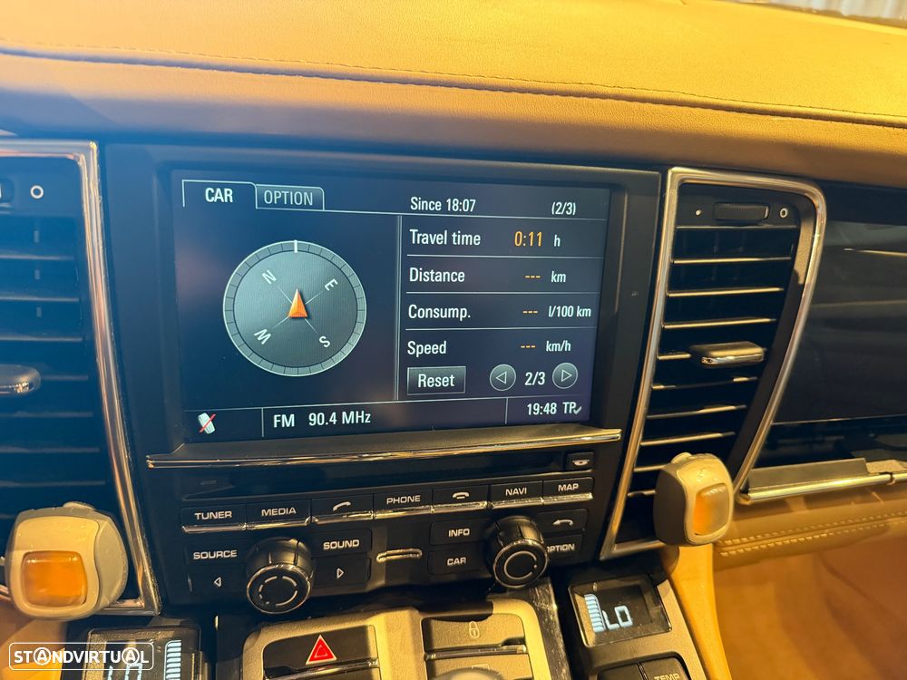 Porsche Panamera Platinum Edition - 49