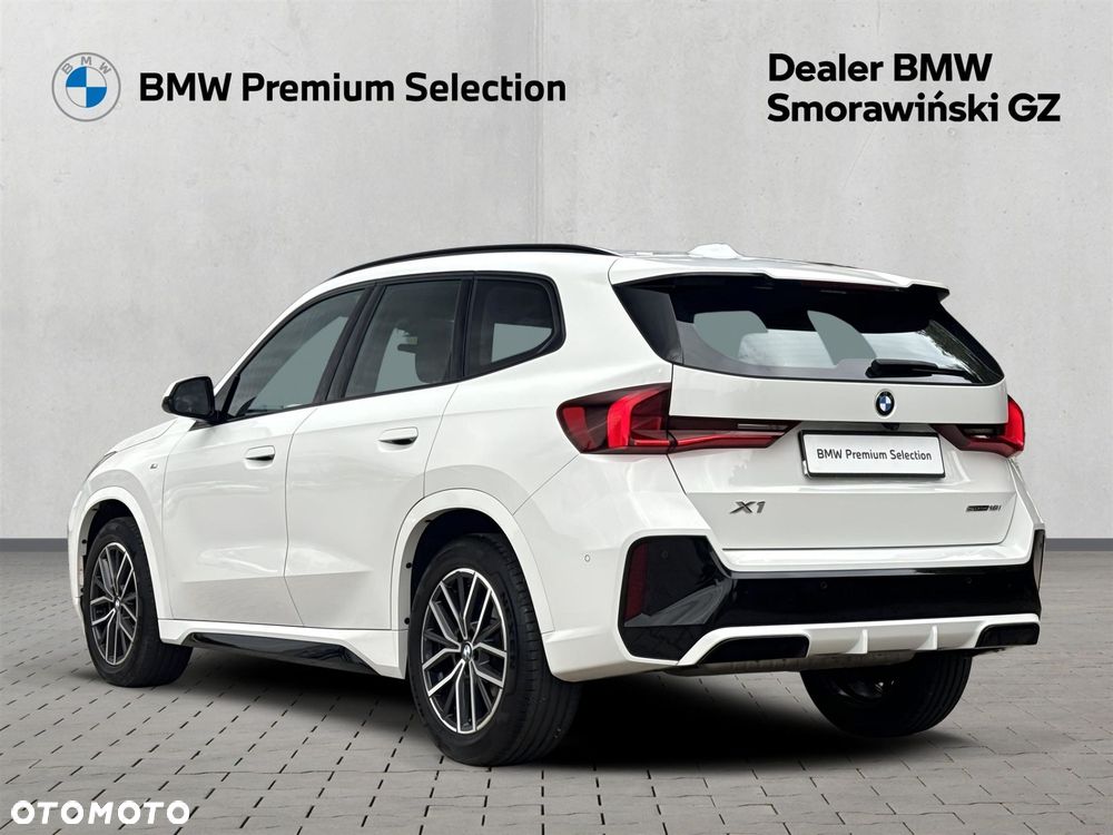 BMW X1 sDrive18i - 3
