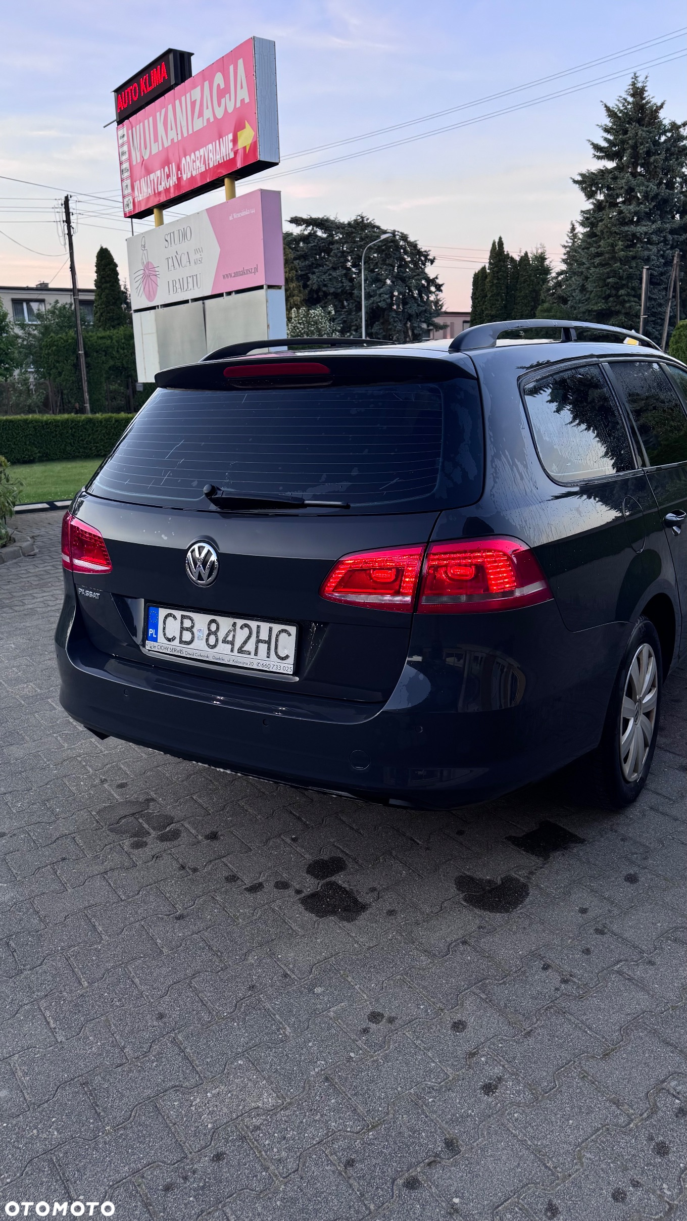 Volkswagen Passat 1.6 TDI Business Line - 10