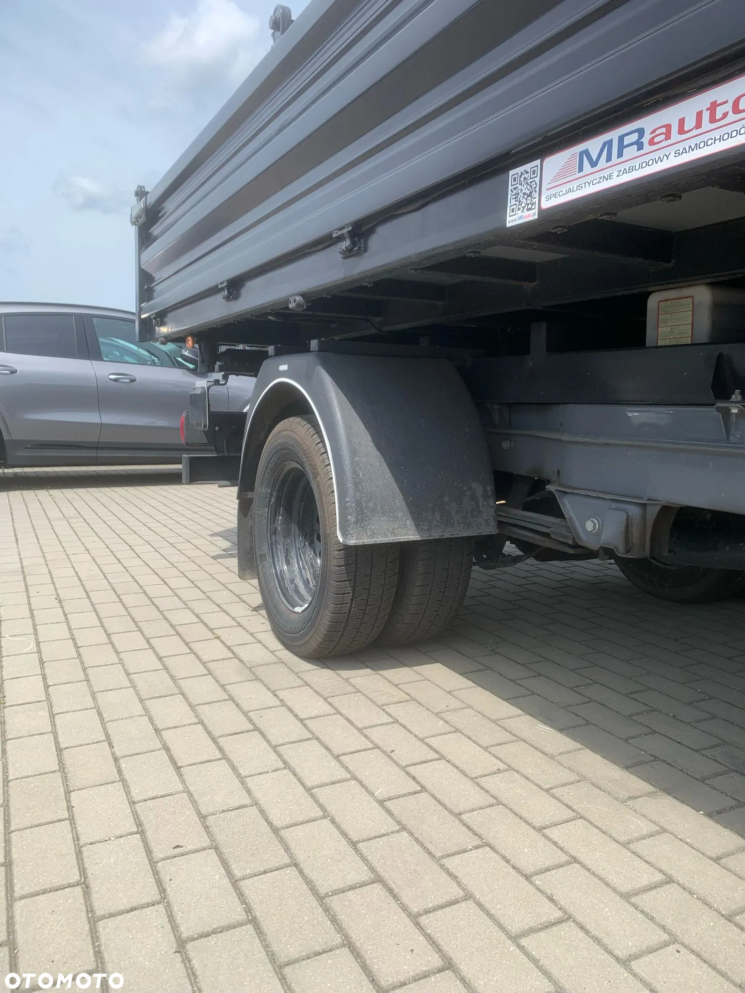Mercedes-Benz Sprinter - 20