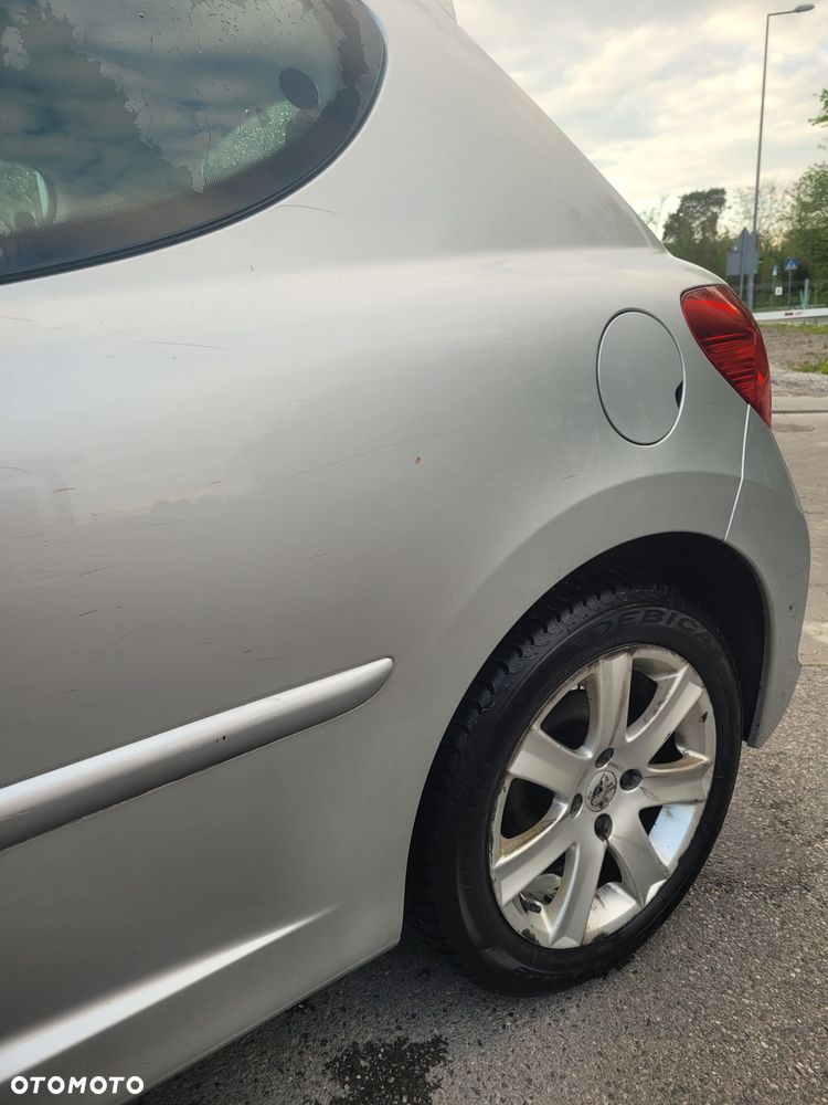 Peugeot 207 1.6 HDi Tendance - 6