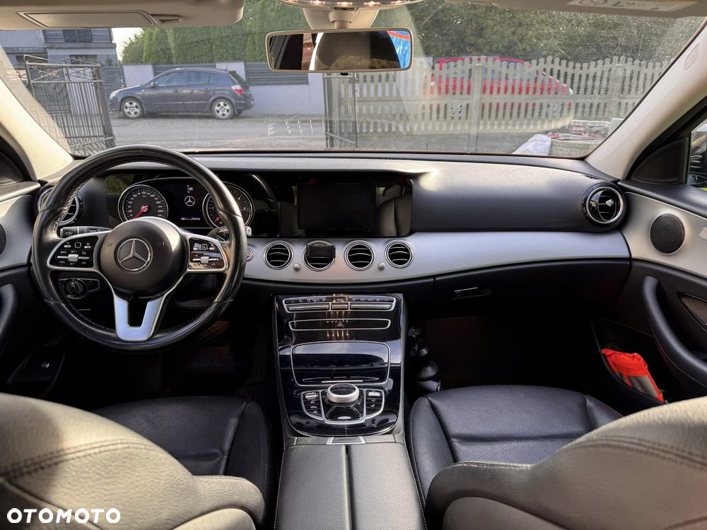 Mercedes-Benz Klasa E 2021