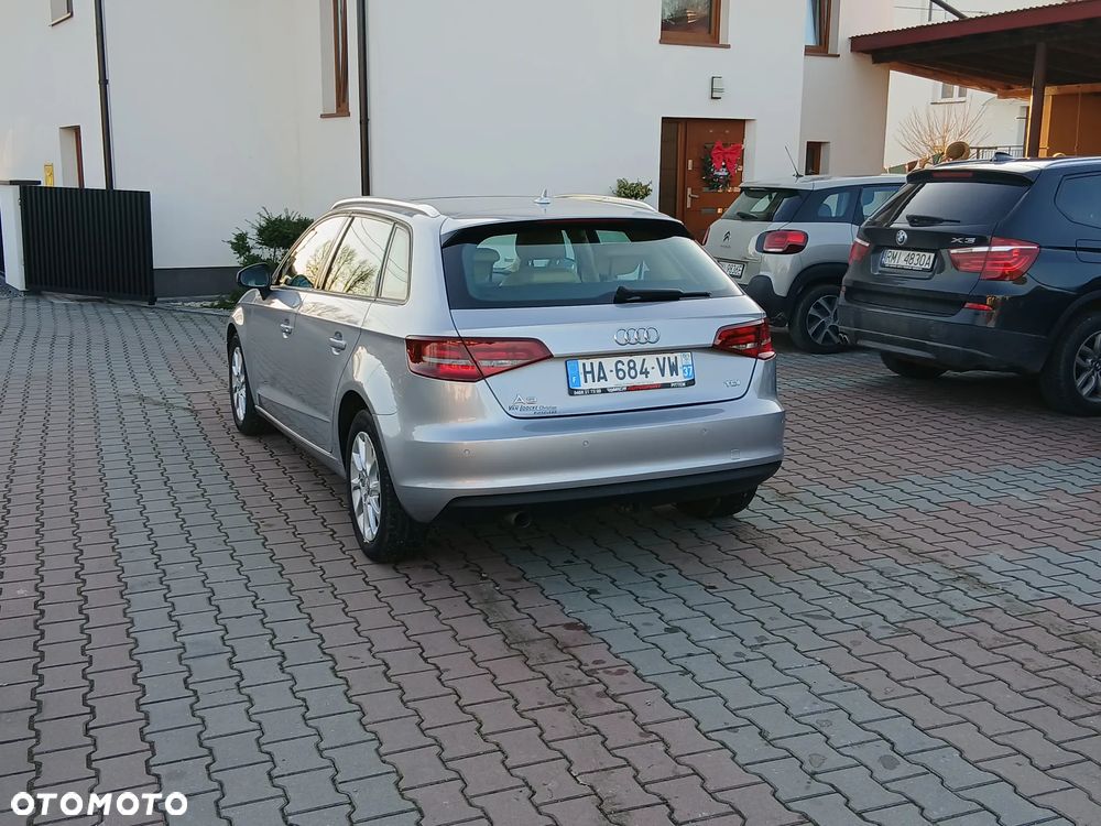 Audi A3 Sportback 1.6 TDI - 6