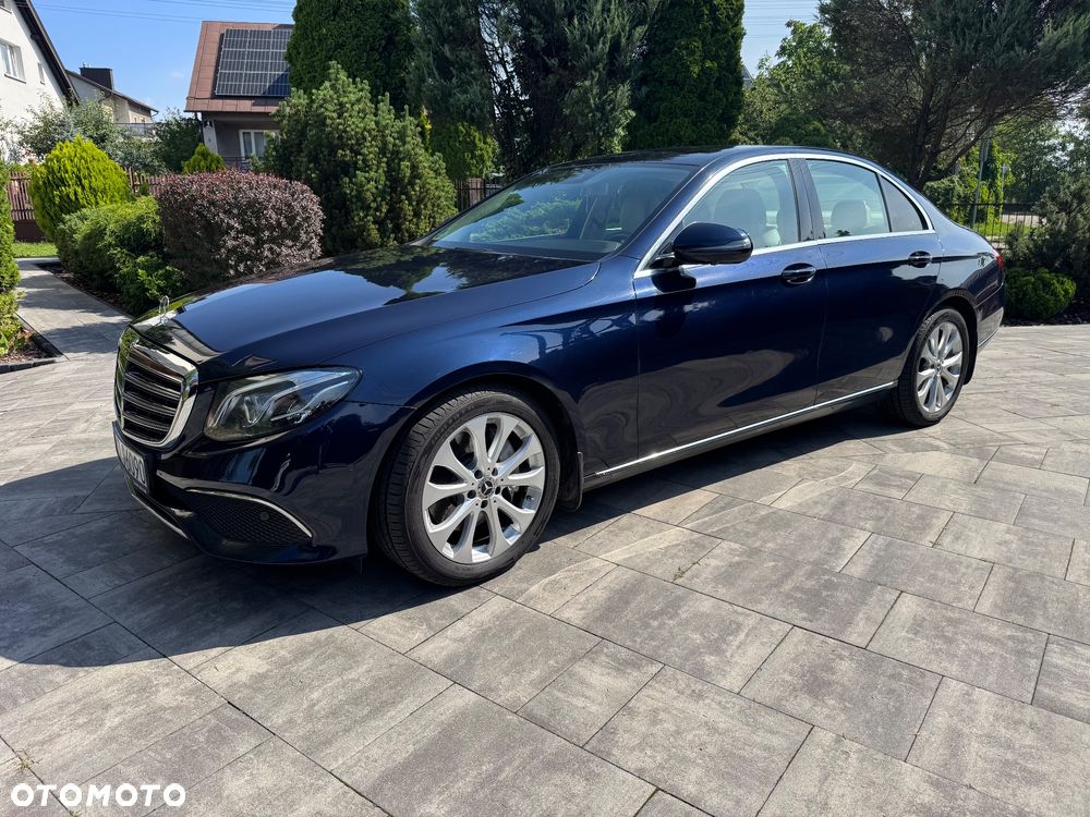 Mercedes-Benz Klasa E 220 d Business Edition 9G-TRONIC - 3