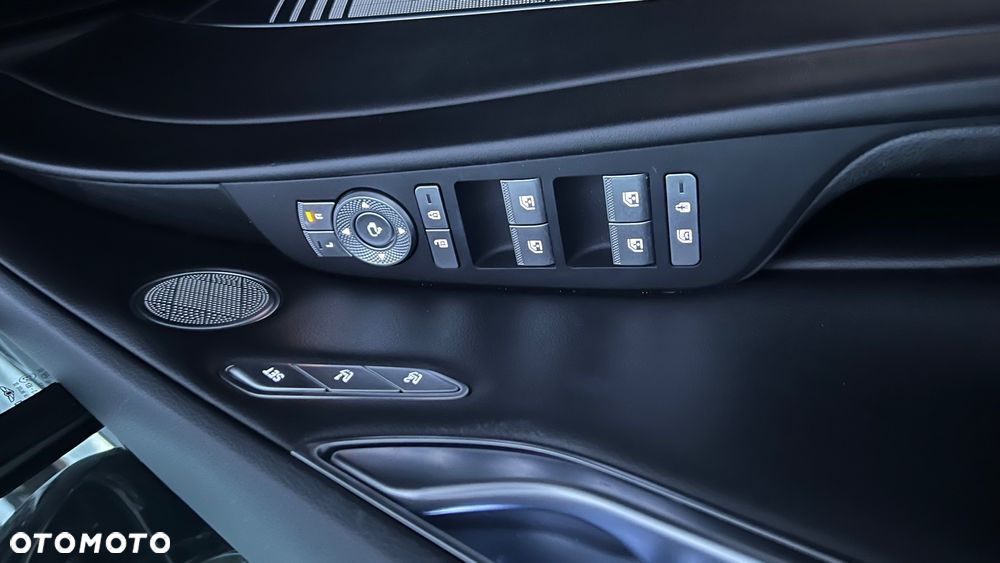 Genesis G80 - 14
