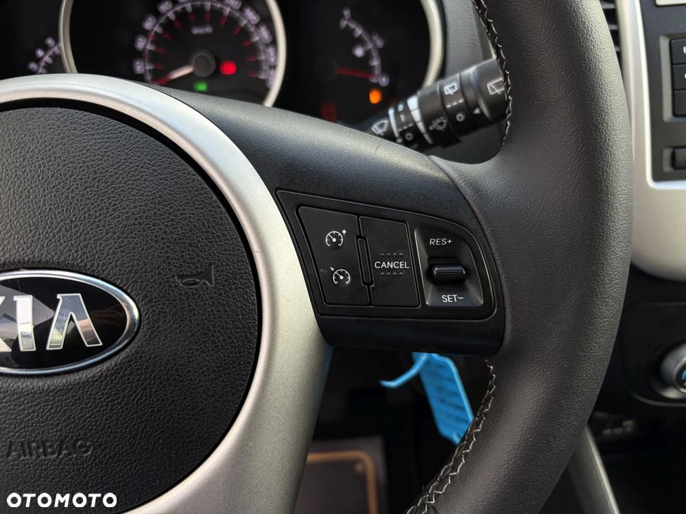 Kia Venga 1.4 CVVT ISG Vision - 24