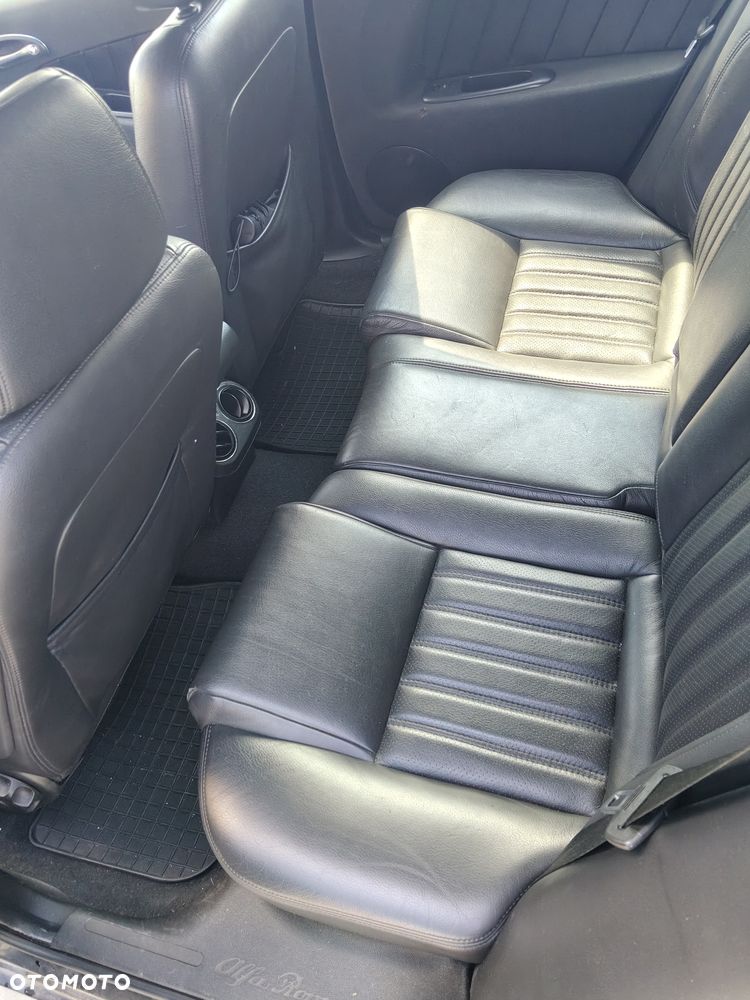Alfa Romeo 156 1.9 JTD Impression - 15