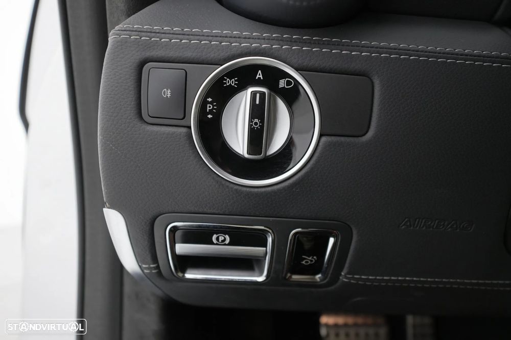 Mercedes-Benz SLS 63 AMG - 26