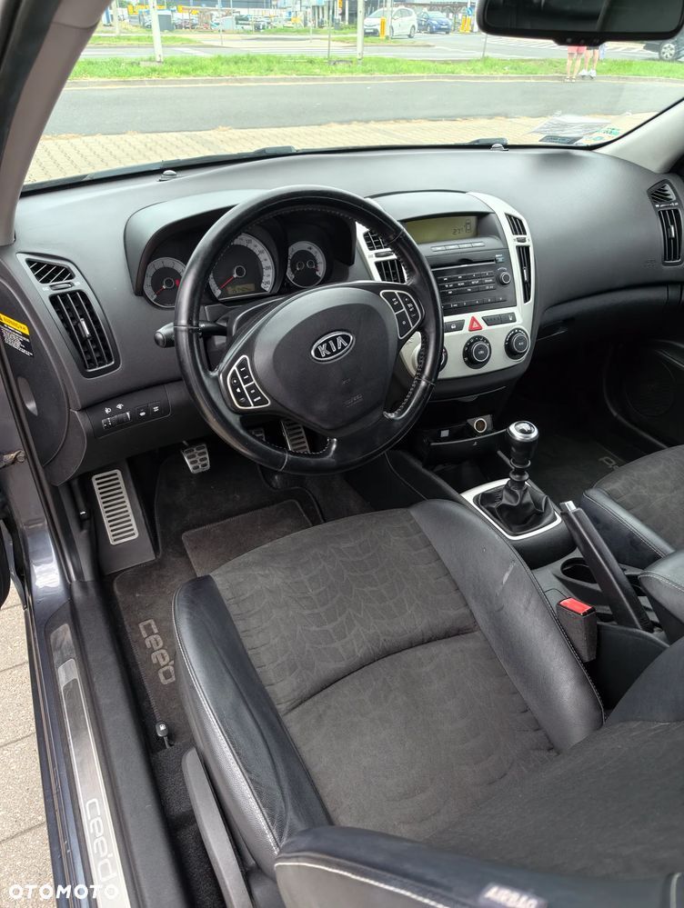 Kia ProCeed 2.0 Optimum + - 17