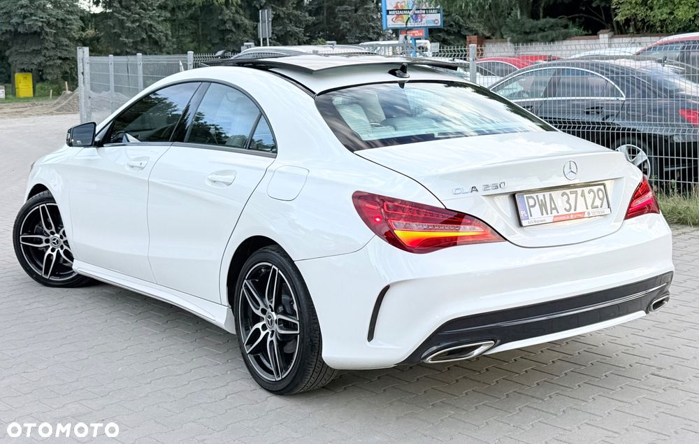 Mercedes-Benz CLA - 21