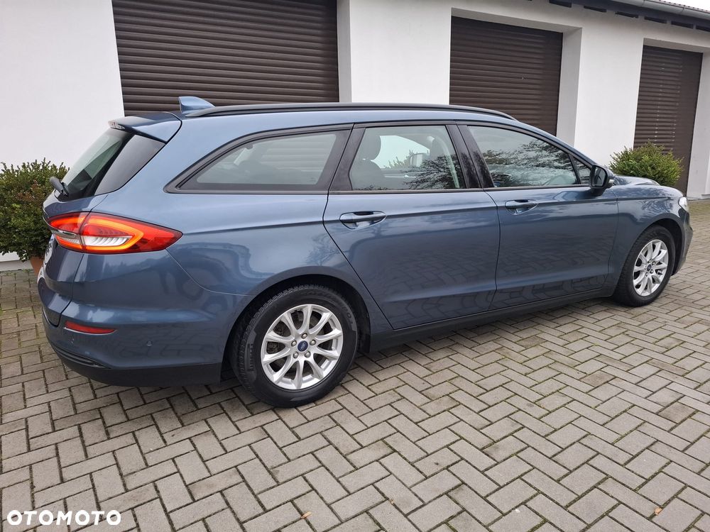 Ford Mondeo - 10