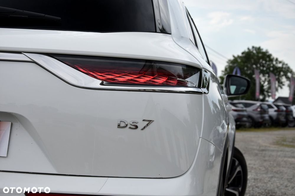 DS Automobiles DS 7 Crossback - 11