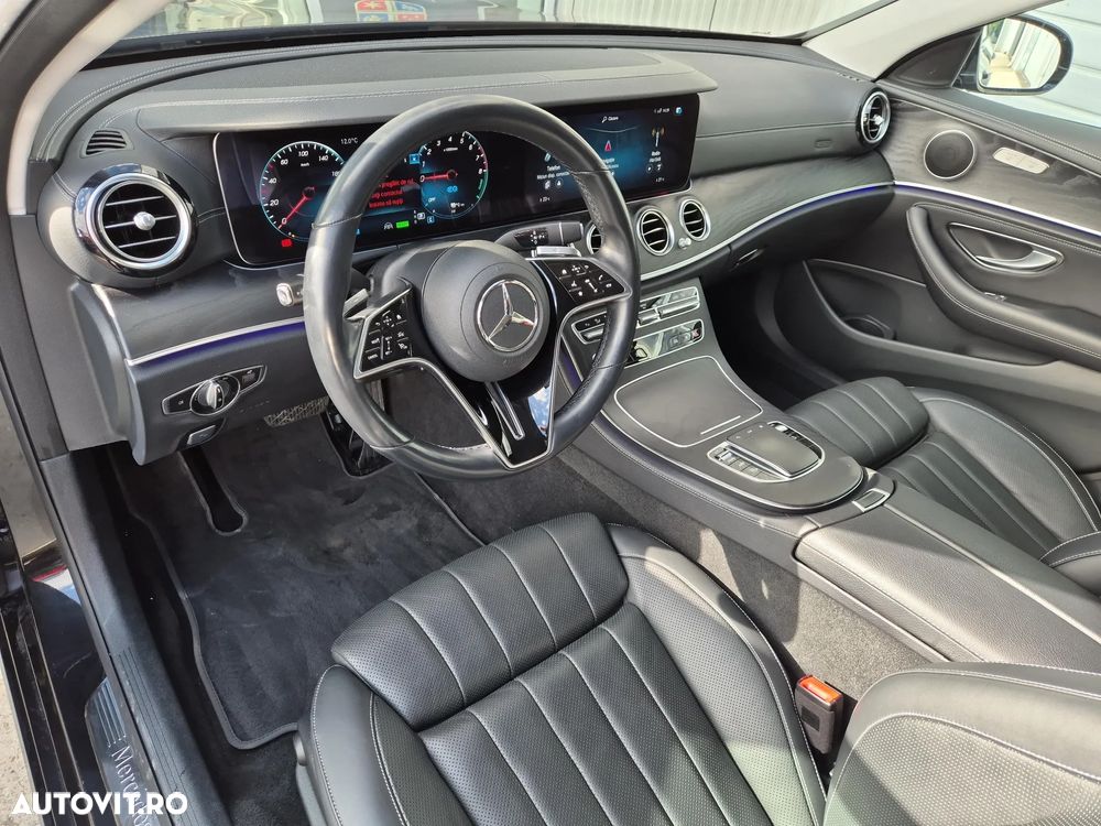 Mercedes-Benz E 300 - 11