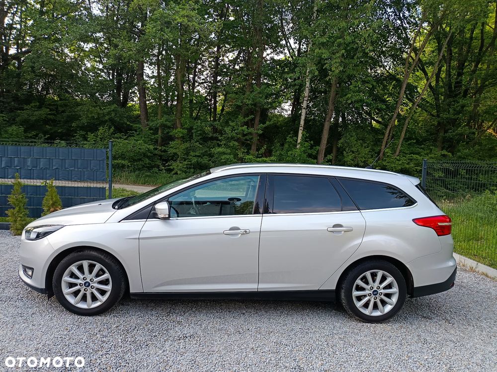 Ford Focus 1.0 EcoBoost STart-Stopp-System TITANIUM - 5