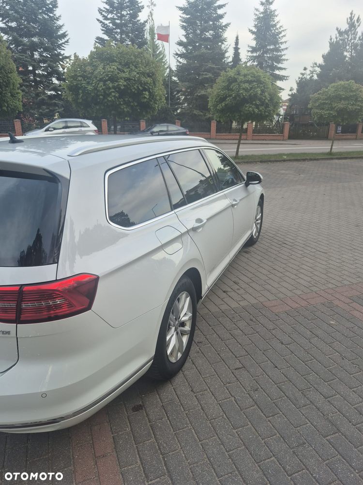 Volkswagen Passat 2.0 TDI (BlueMotion Technology) Highline - 2
