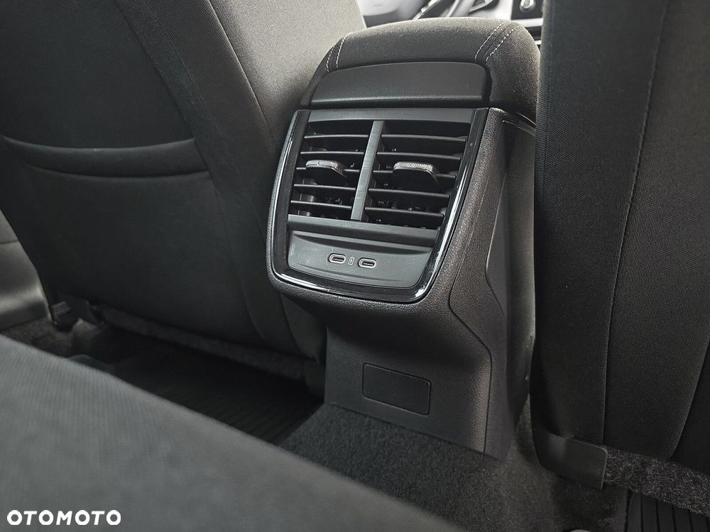 Skoda Scala 1.0 TSI Ambition - 33