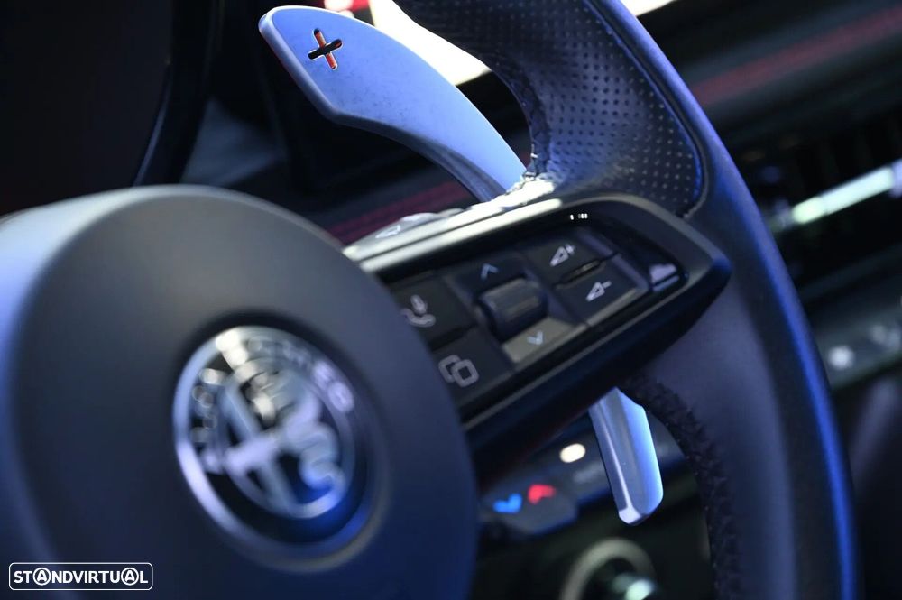 Alfa Romeo Tonale 1.3 Plug-In Hybrid Veloce e-AWD - 24