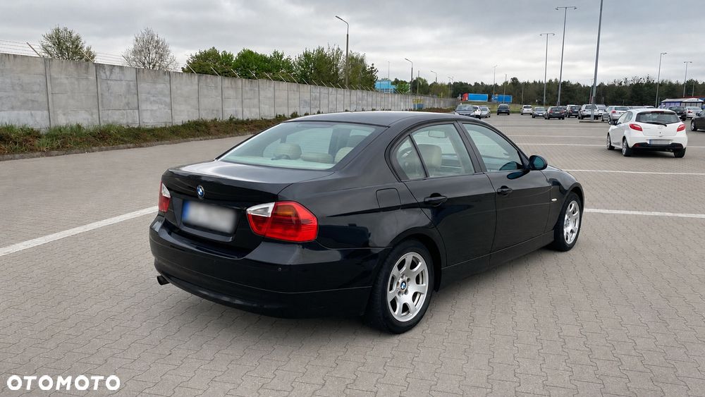 BMW Seria 3 316i - 6
