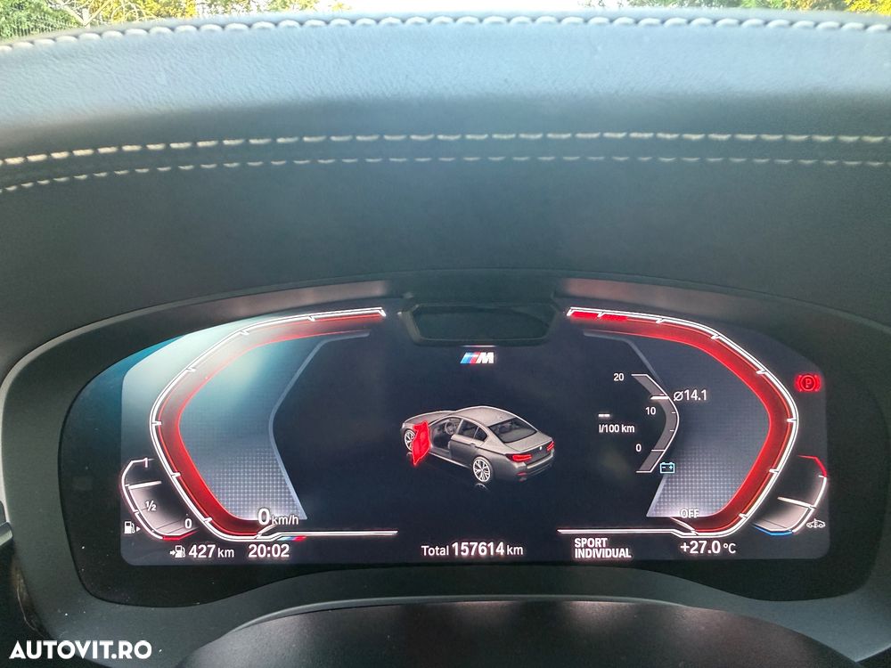 BMW Seria 5 530i xDrive AT MHEV - 28