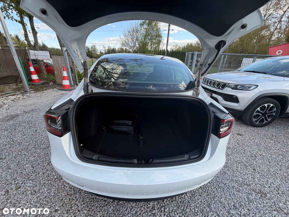Tesla Model 3 RWD - 22