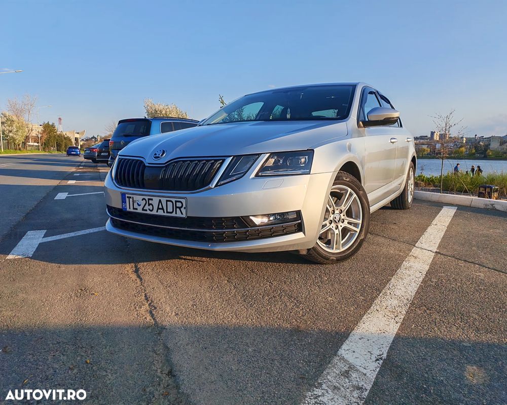 Skoda Octavia 2.0 TDI DSG Style - 24