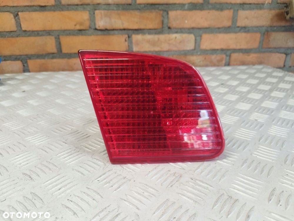 LAMPA LEWA TYLNA W KLAPIE SAAB 9-5 LIFT SEDAN - 1