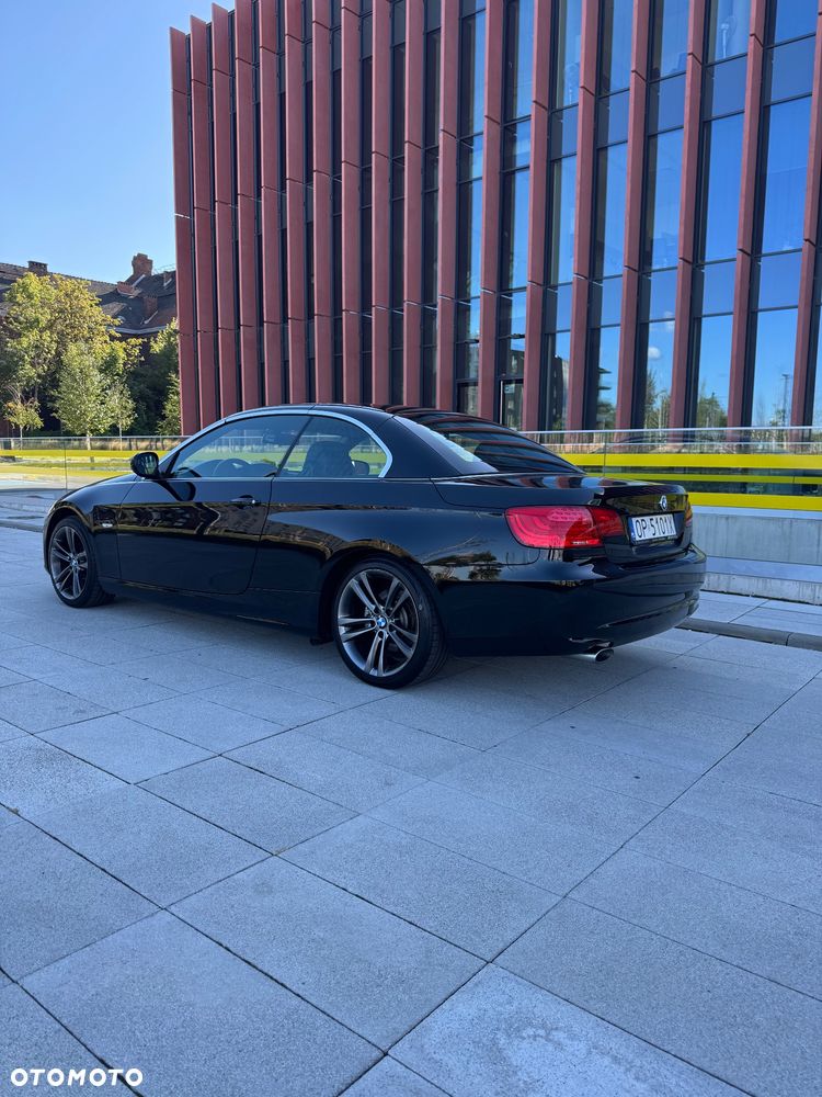 BMW Seria 3 320d - 14