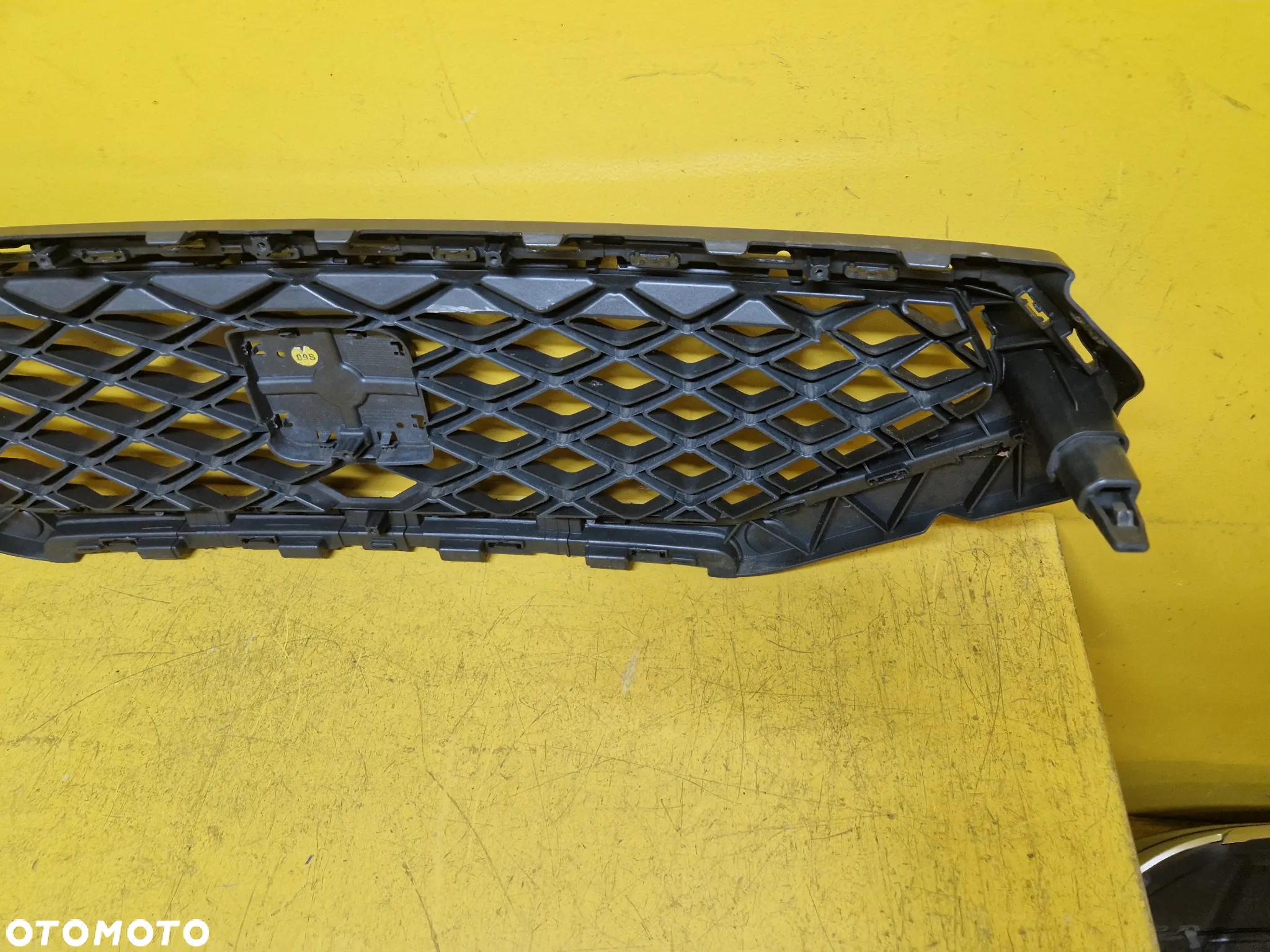 SEAT TARRACO GRILL ATRAPA CHLODNICY 5FJ853654B - 7