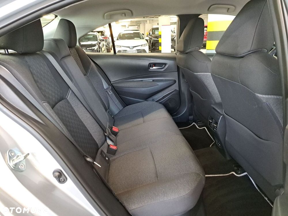 Toyota Corolla 1.8 Hybrid Comfort - 15