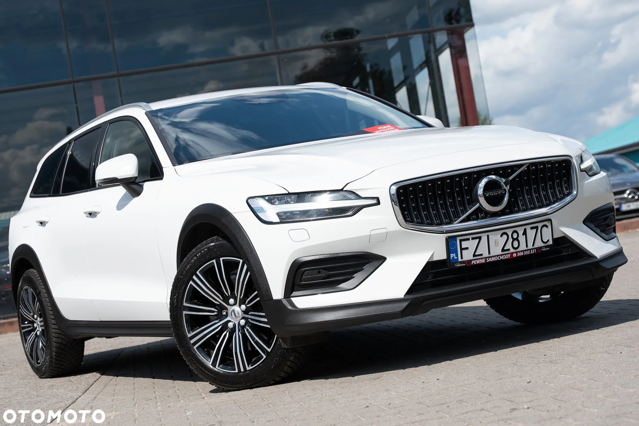 Volvo V60 Cross Country B4 D AWD Geartronic Pro - 3