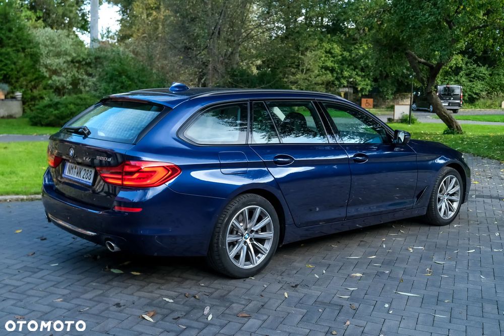 BMW 5 Series 2019 photo 5