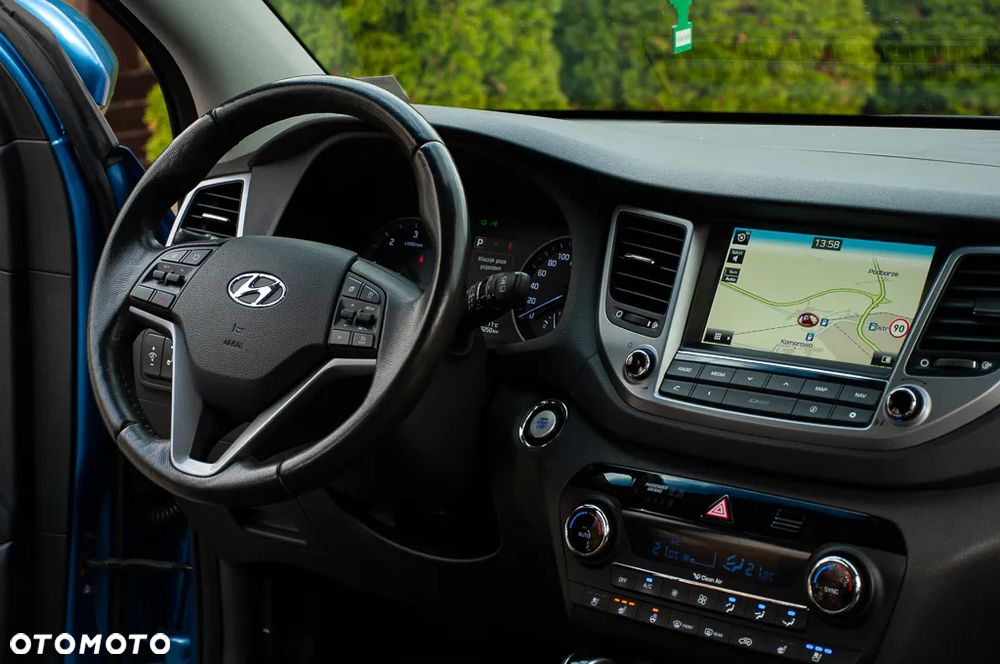 Hyundai Tucson ver-2-0-crdi-premium-4wd - 13