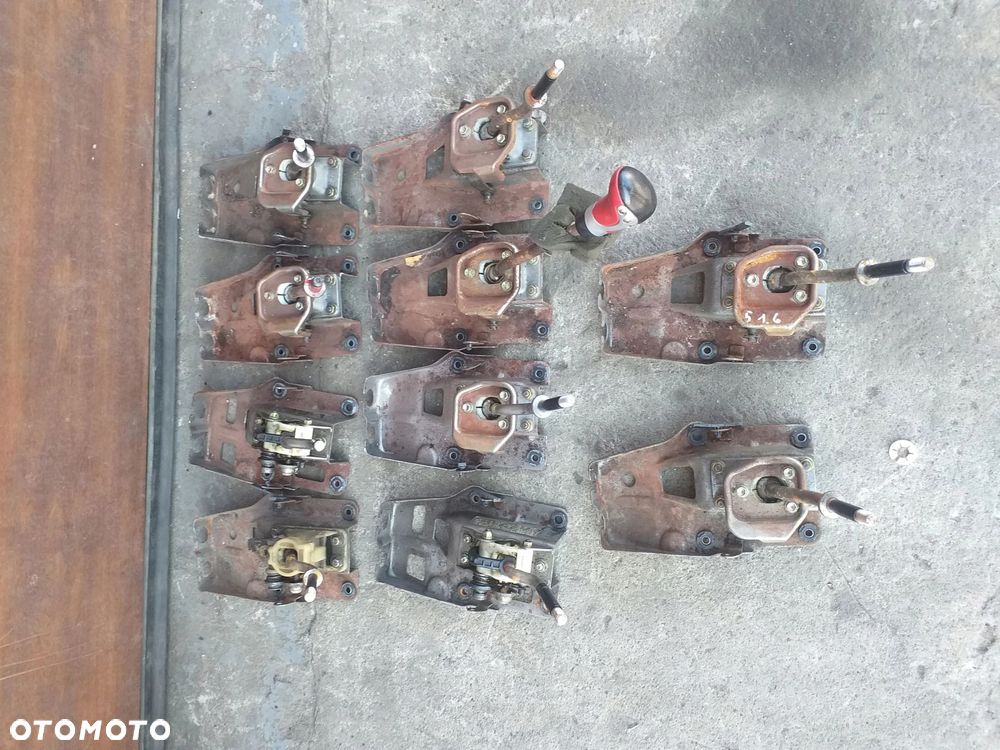 TOYOTA CELICA V 5 wybierak lewarek zmiany biegów - 1