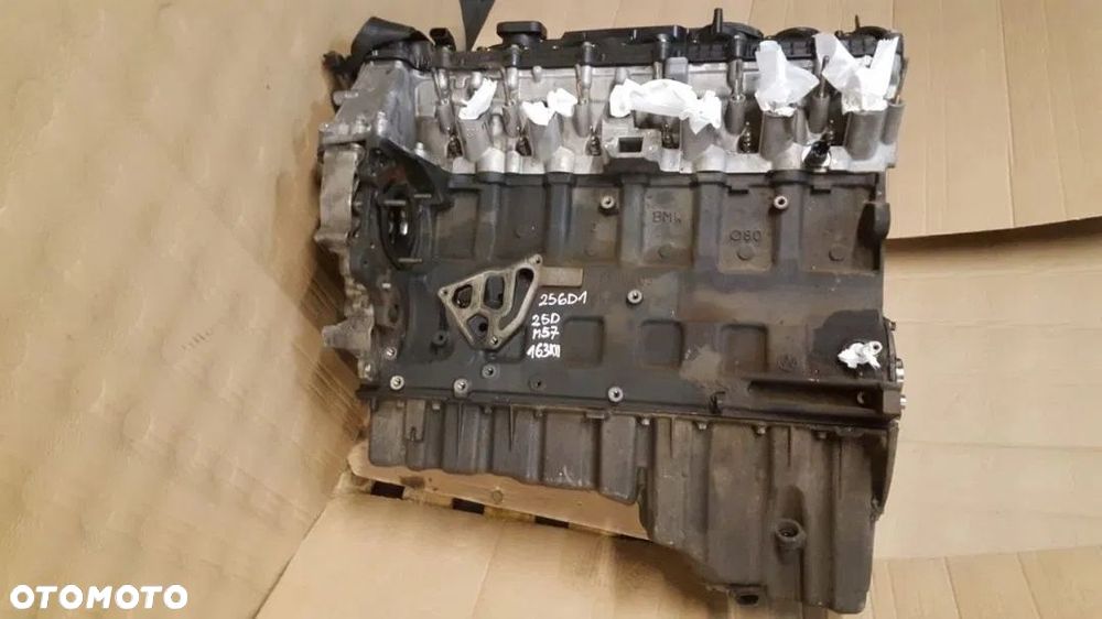 SILNIK M57 256D1 2.5 d 163km goły słupek - 1