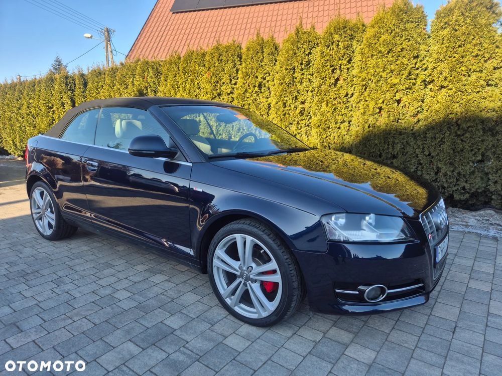 Audi A3 Cabrio 2.0 TDI DPF Ambition - 2