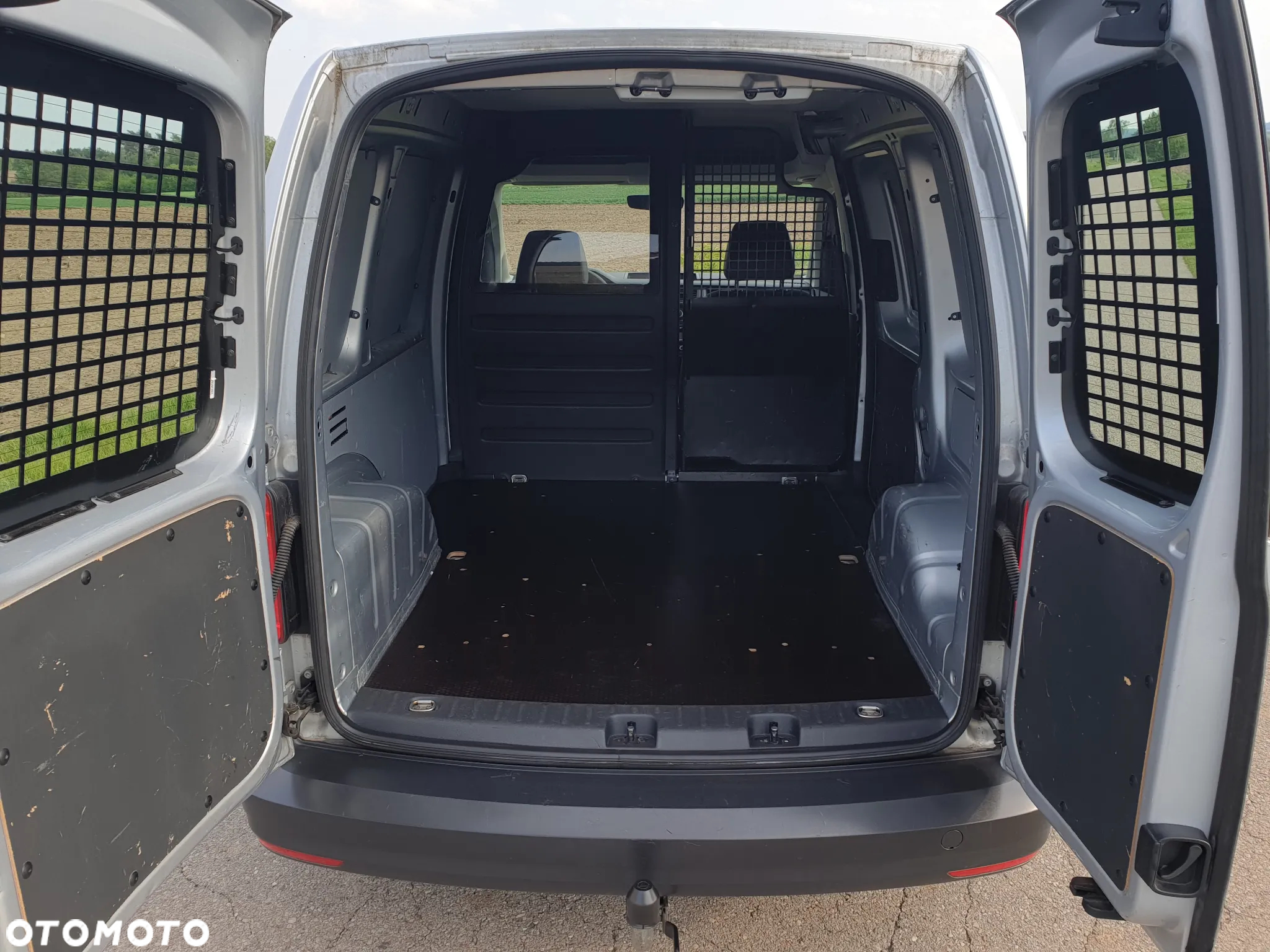 Volkswagen Caddy III 2.0 TDI - 6