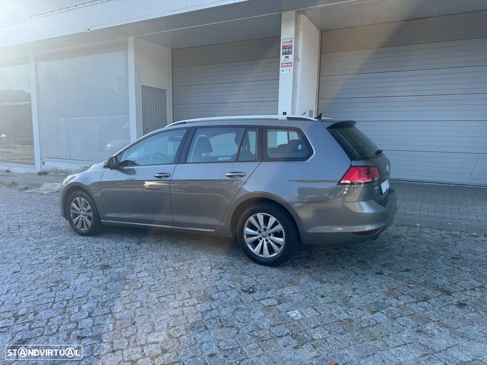VW Golf Variant 1.6 TDi BlueMotion Confortline - 8