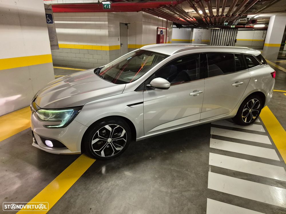Renault Mégane Sport Tourer ENERGY dCi 110 EXPERIENCE - 2