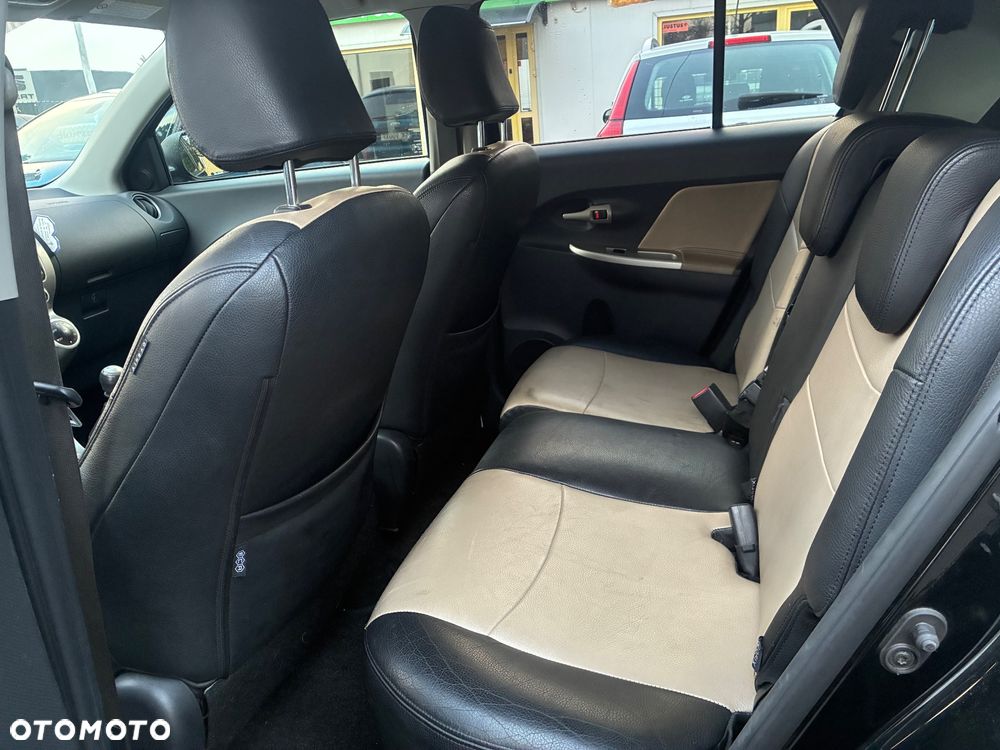 Toyota Urban Cruiser - 8