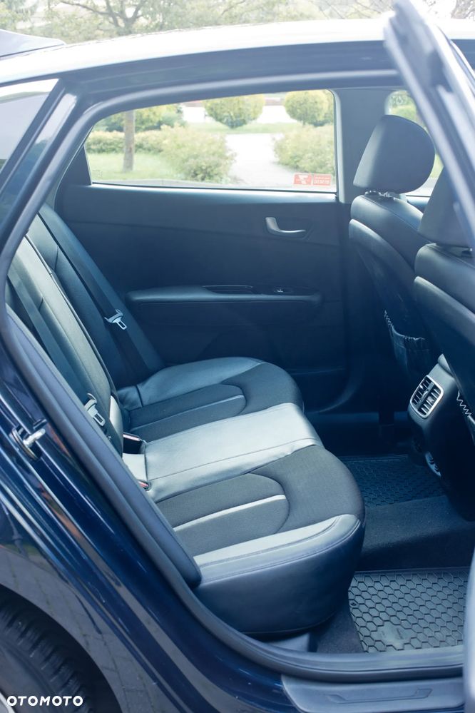 Kia Optima 1.6 T-GDI L DCT - 12