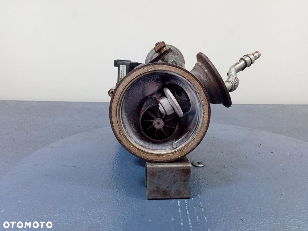 BMW X6 E71 E70 4.4 N63 TURBOSPRĘŻARKA 7576985 - 4