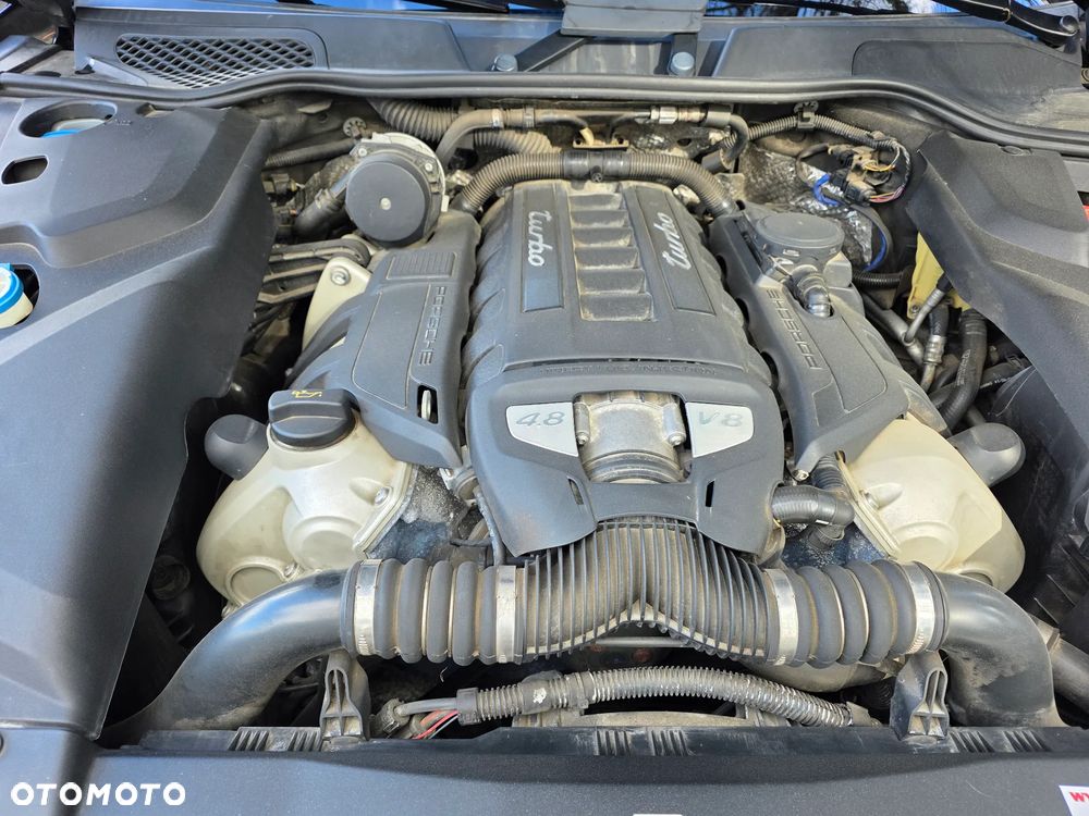 Porsche Cayenne - 15
