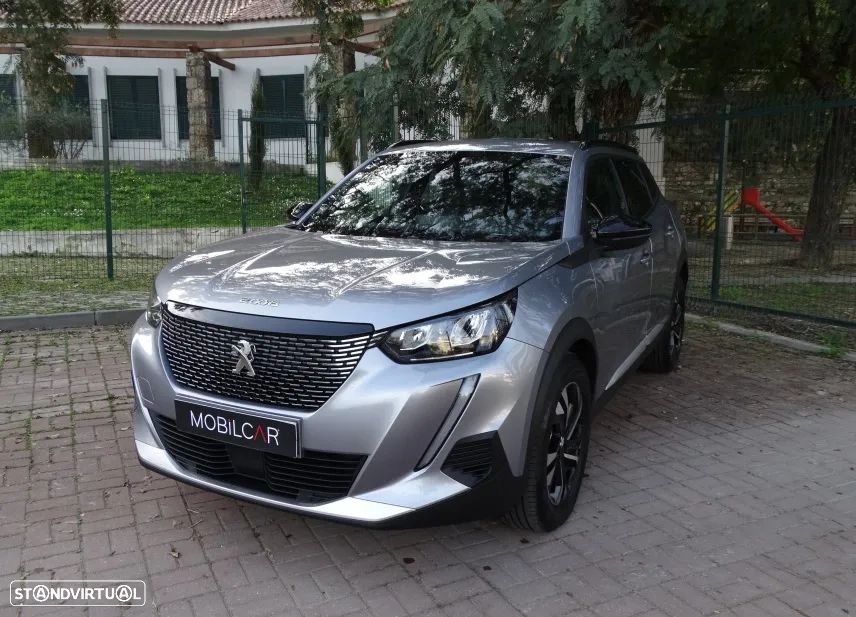 Peugeot 2008 1.2 PureTech Allure EAT8 - 1
