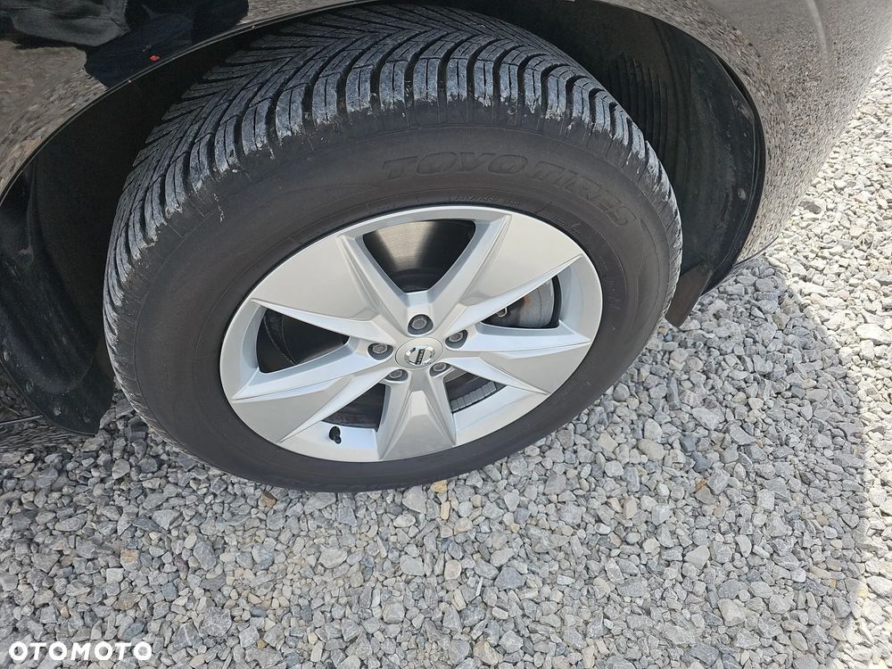 Volvo XC 60 B4 D Essential - 28