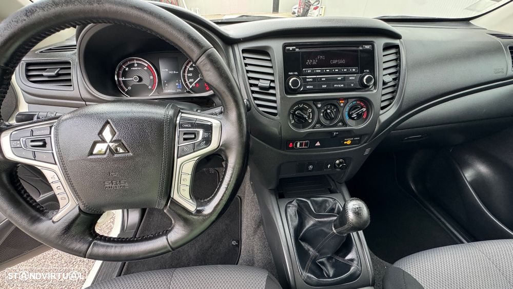 Mitsubishi L-200 Cabine dupla 4X2 - 27